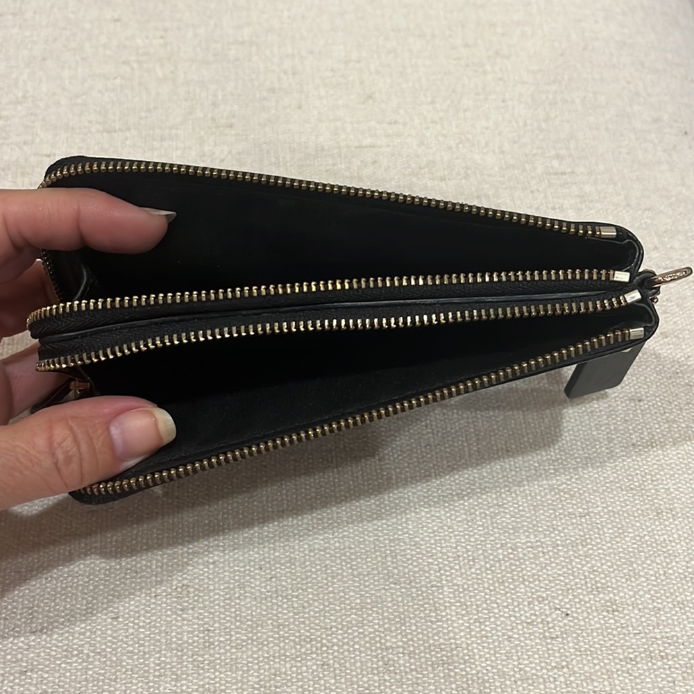 Coach Wallet - Picture 3 of 6